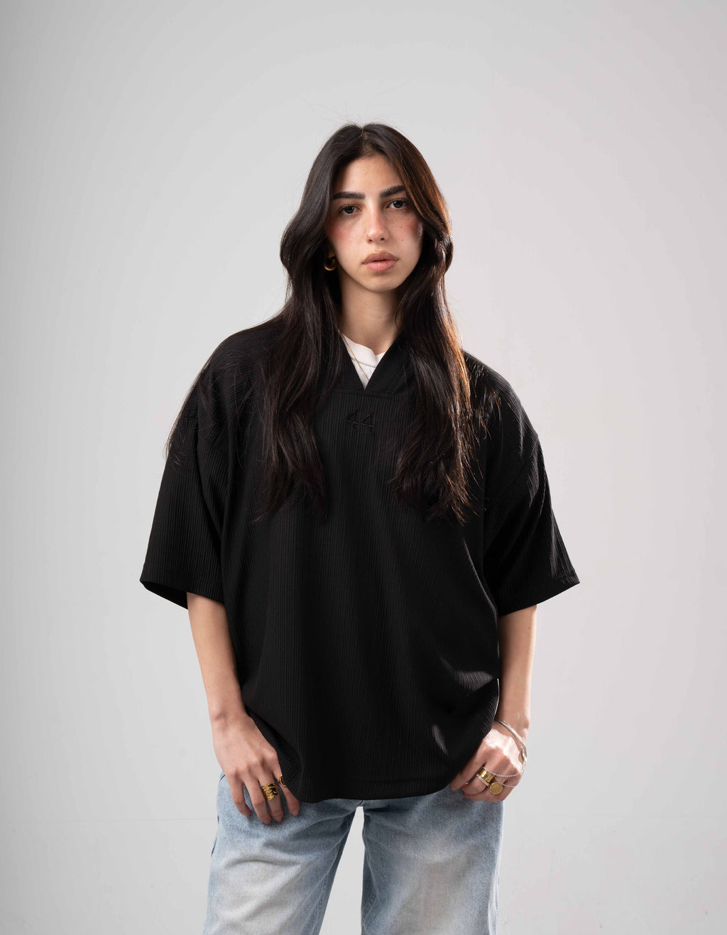 44 Chromo - V-neck T